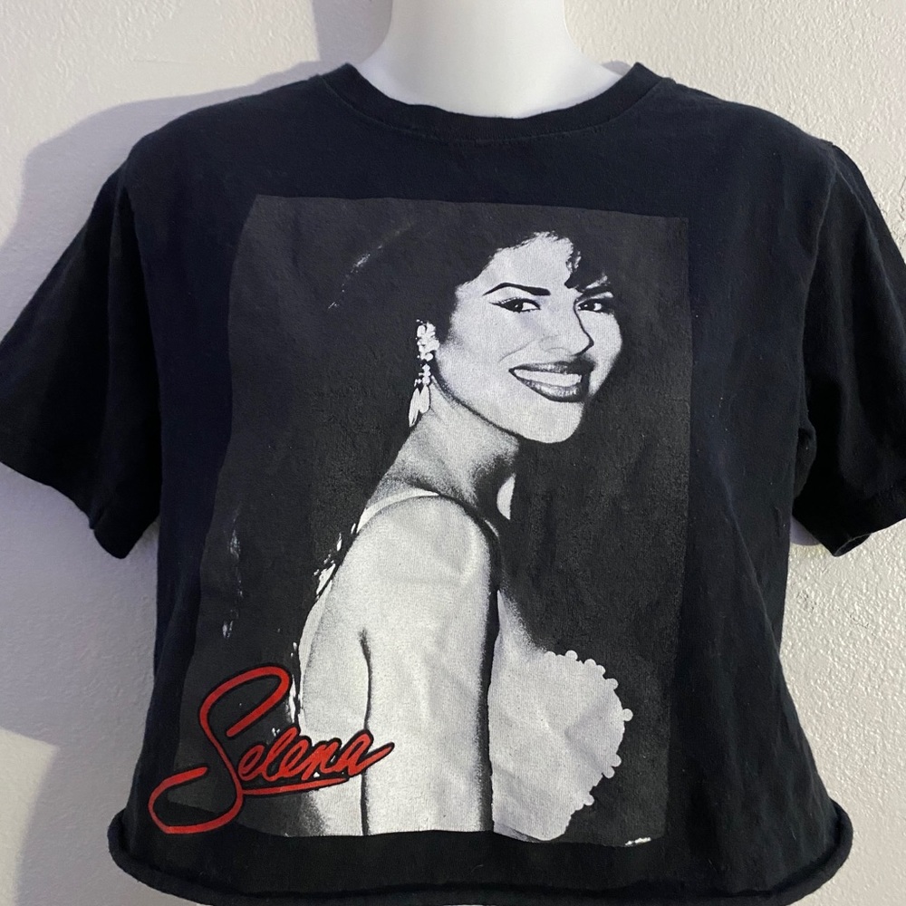 Crop top Selena Quintanilla shirt